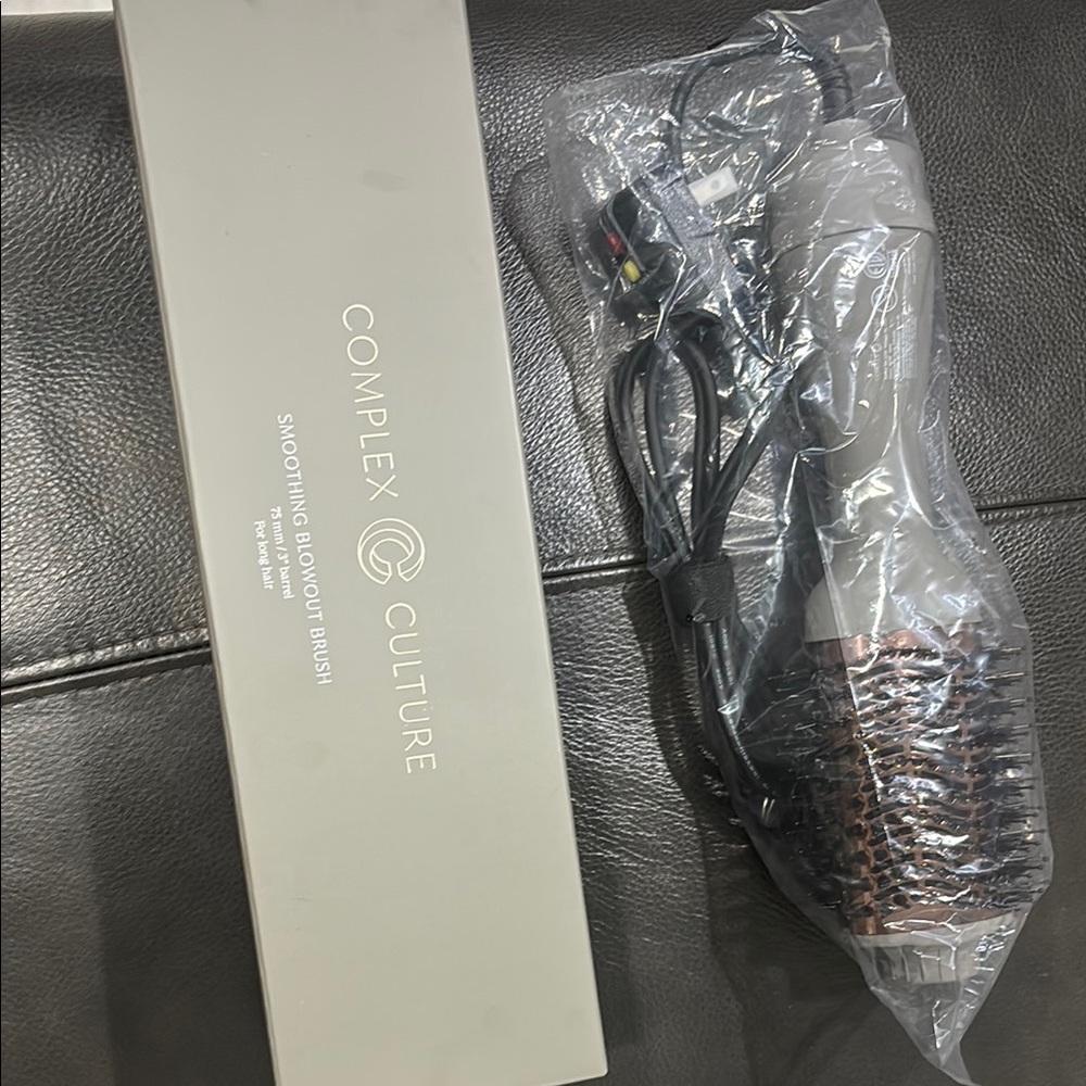 Complex culture smoothing blowout brush
